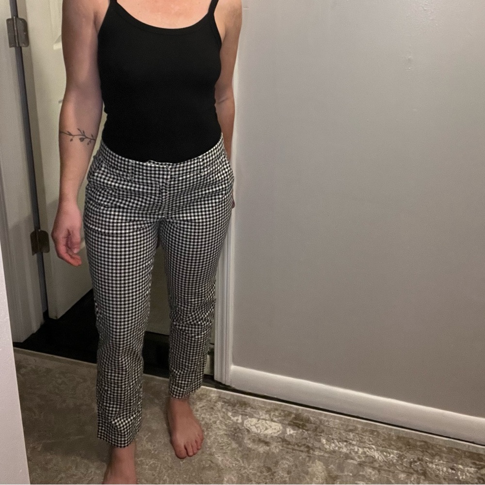 Gingham GAP pants black and white. Slim city crop size 4